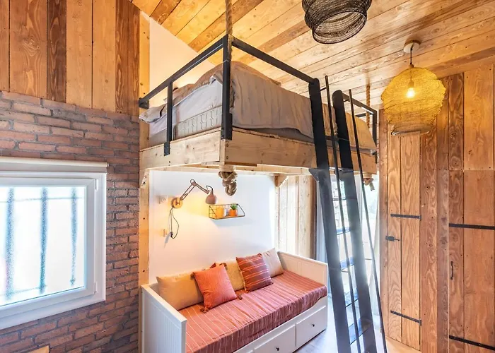 La Roche Rouge בית נופש